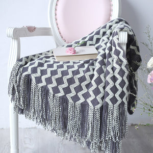 Zig-Zag Throw Blanket